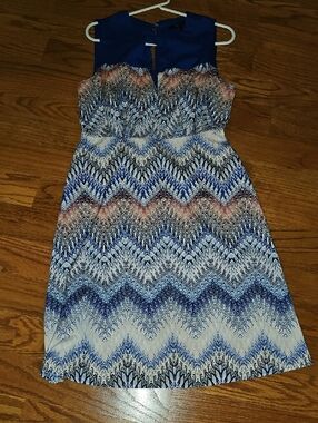BCBGMaxAzria Blue, White & Coral Sleeveless Midi Dress